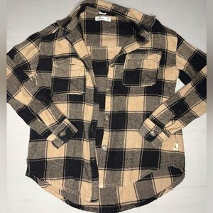 Hollister Boyfriend Fit XS Plaid Button-Up Shirt in Black and Tan